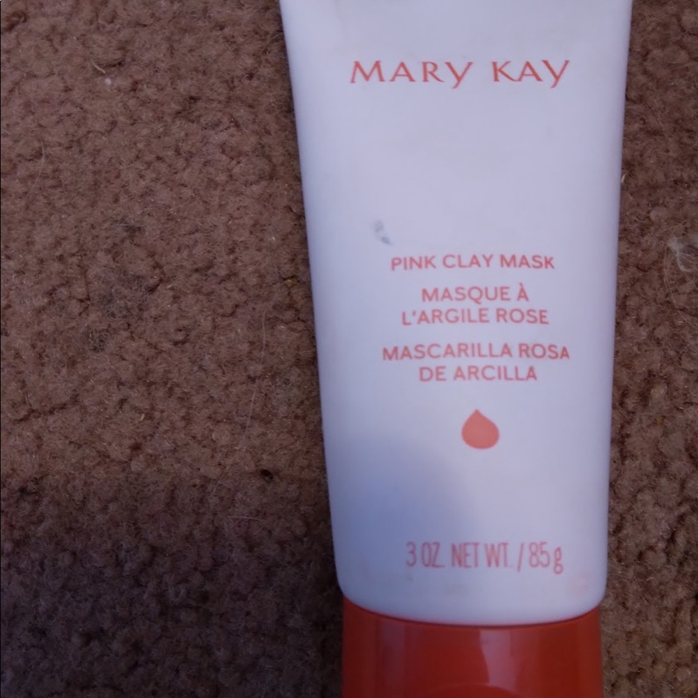 Pink clay mask